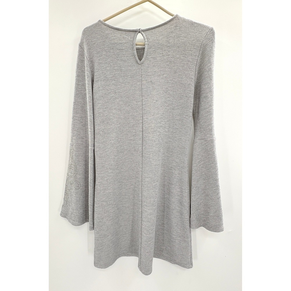 Alya Francescas Knit Bell Sleeve Embroidered Tunic Dress Medium Gray Mini Dress - Picture 9 of 12